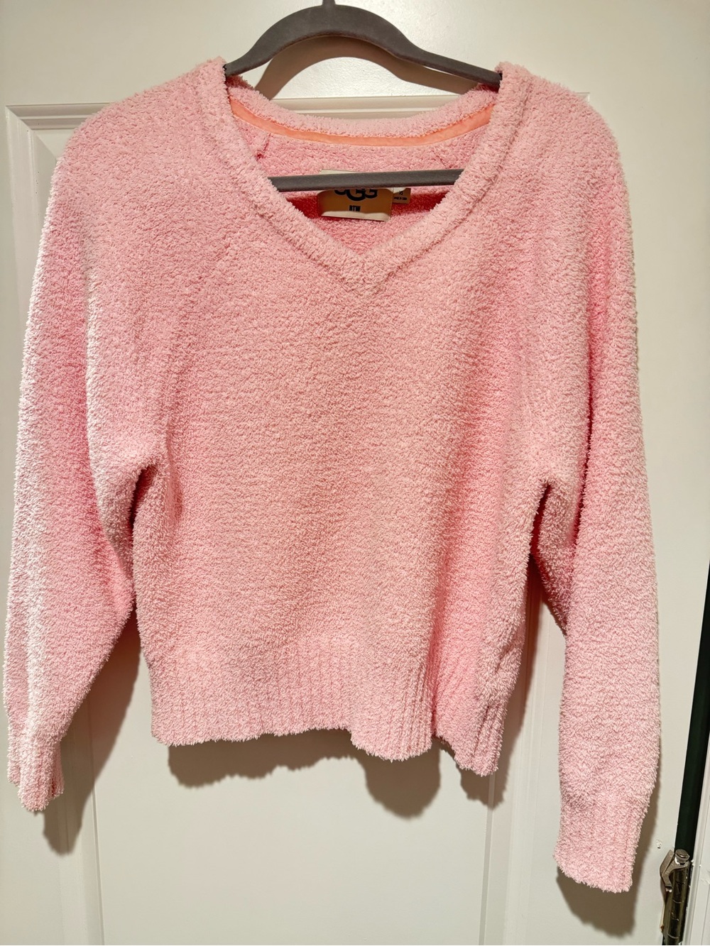 UGG Cozy Boucle V-Neck Sweater Baby Pink Size XS Soft Plush Knit